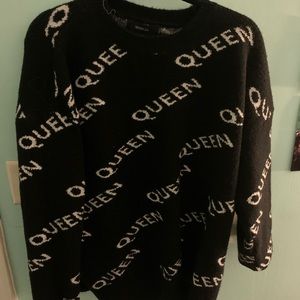 Forever 21 xl Queen sweater